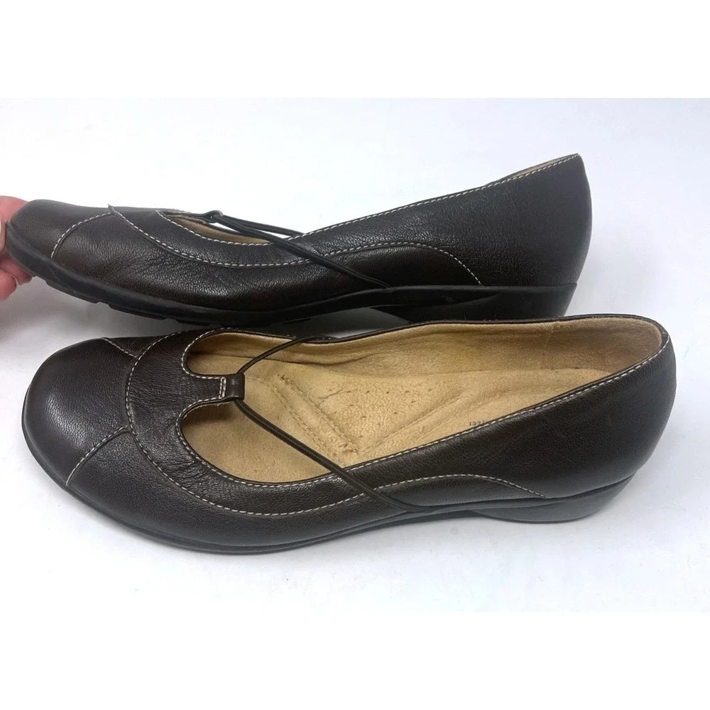 Natural Soul by Naturalizer Women's 8.5 Brown Mary Jane Comfort Flats Shoes EUC
